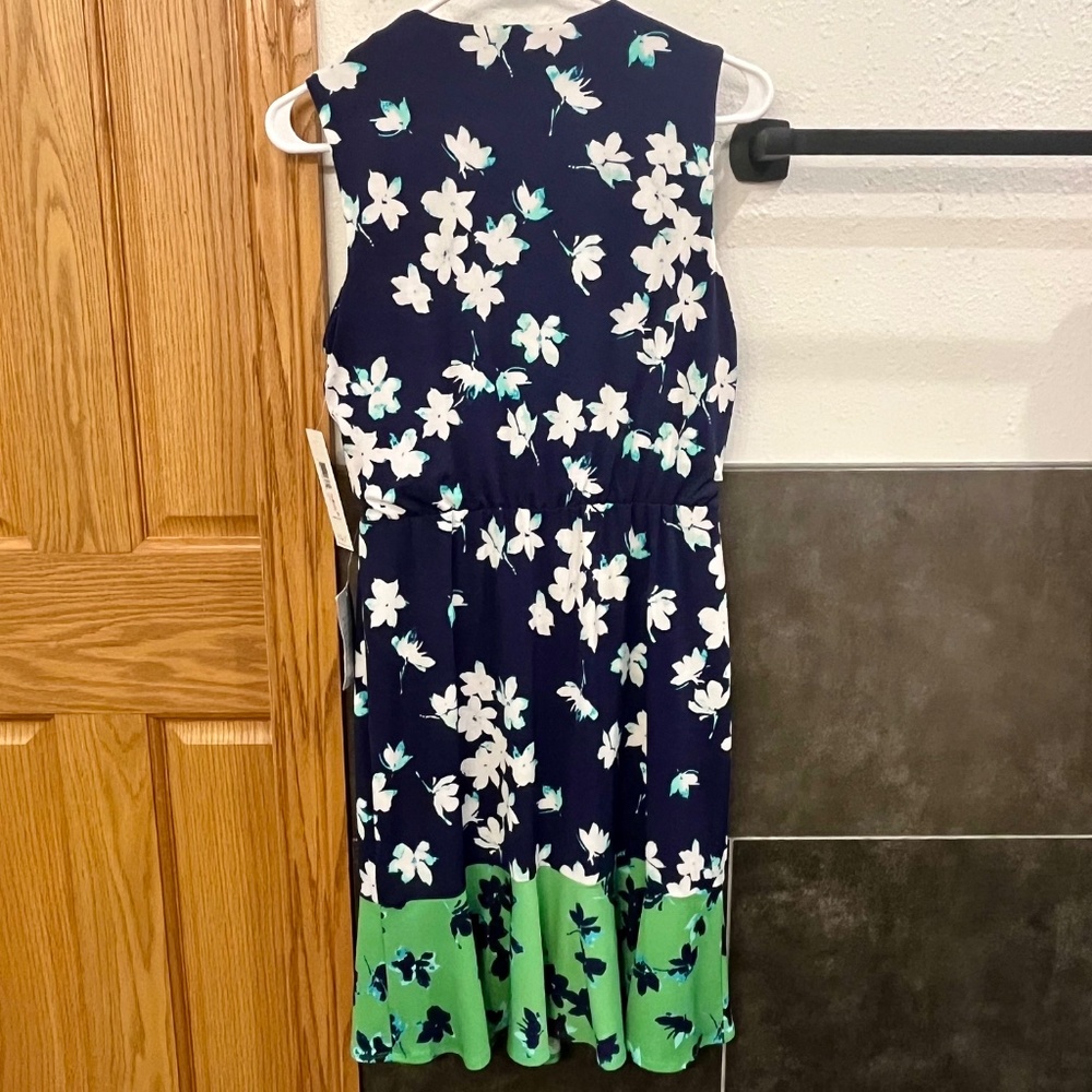 NWT Eliza J Women's Floral Printed Faux Wrap Surplus Bodice Dress Size 2 - Picture 12 of 12